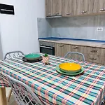 فندق Budget Retreat & تيرانا