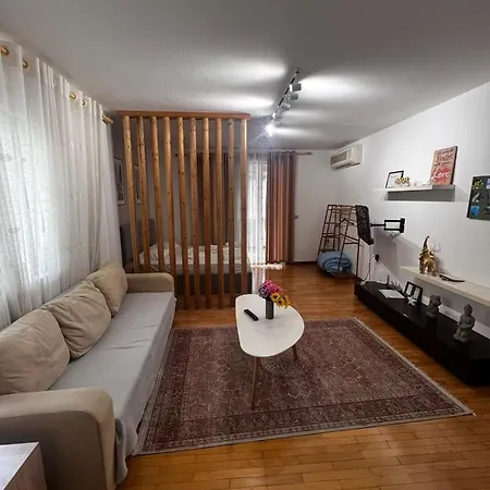 Otel Budget Retreat &