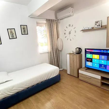 Budget Retreat & Otel *