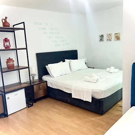 Budget Retreat & Hotell