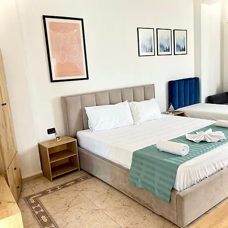 Budget Retreat & Otel Tiran