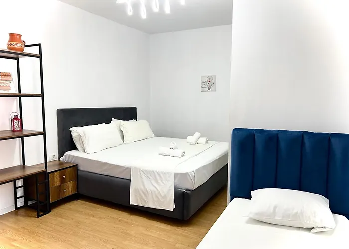 Budget Retreat & Hotell *